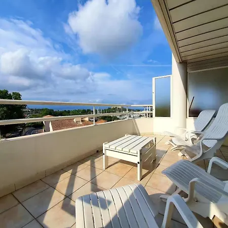 Le Soleau Mediterraneen - Proche Port Avec Parking Antibes