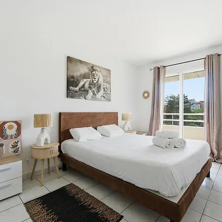 Le Soleau Mediterraneen - Proche Port Avec Parking Appartement *