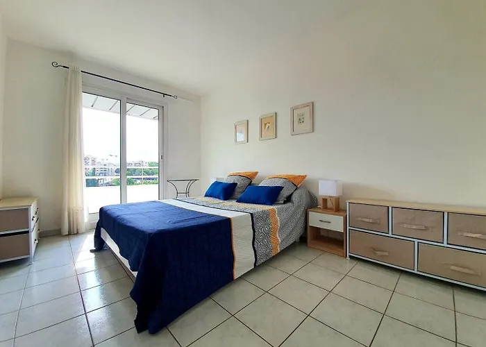 Le Soleau Mediterraneen - Proche Port Avec Parking * Antibes