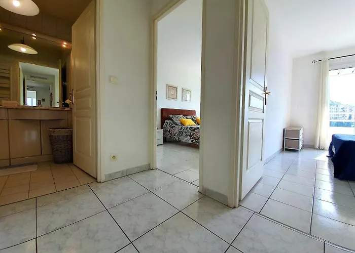 Le Soleau Mediterraneen - Proche Port Avec Parking